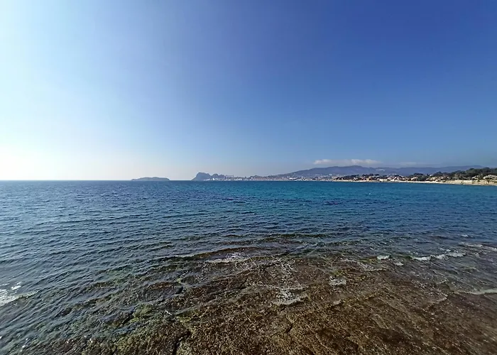 Bay View - - Wifi- Host Provence Apartment